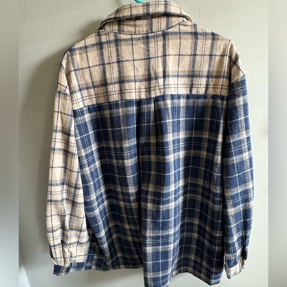 Princess Polly Unity Check Flannel Shirt. Size 6 - Picture 6 of 7